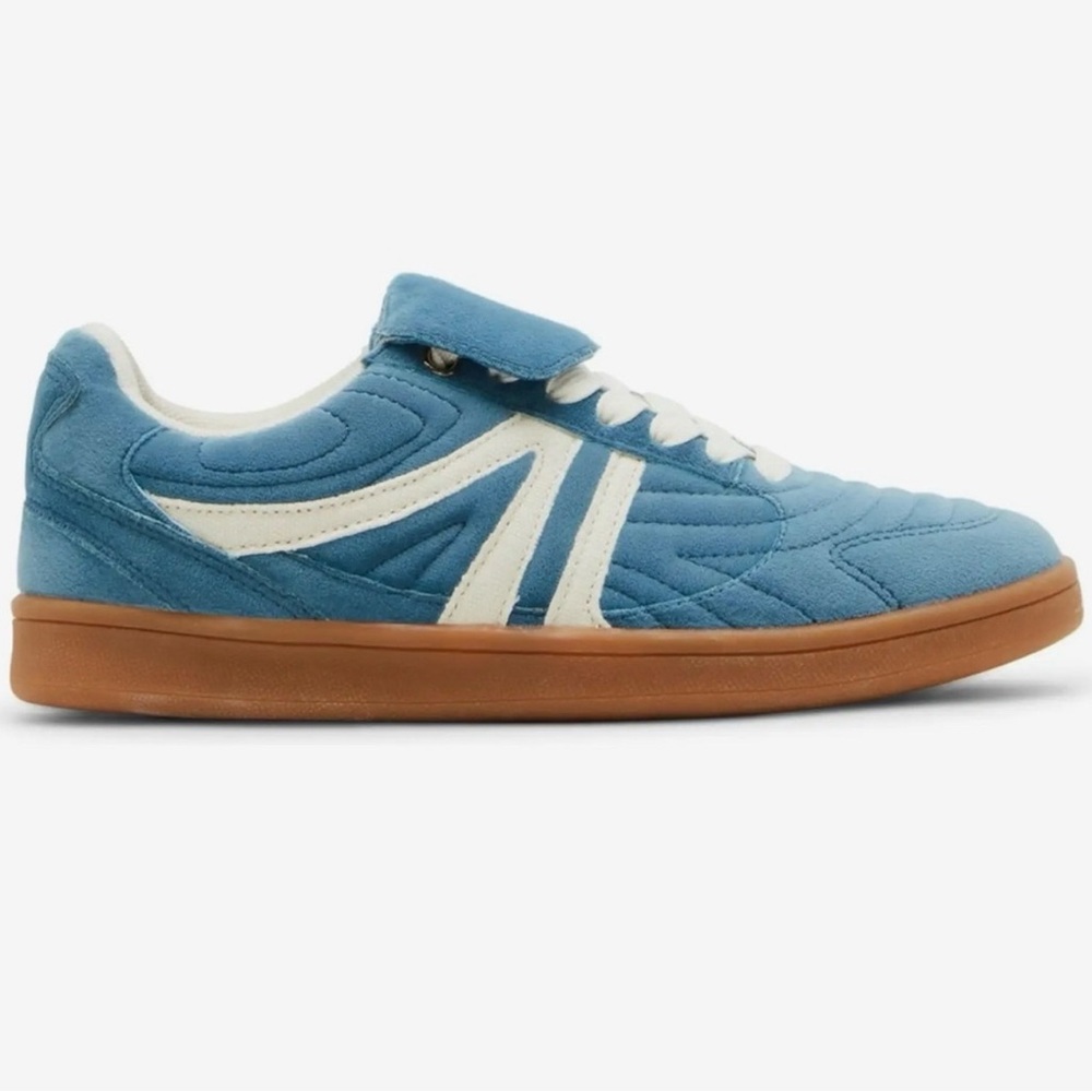 Steve Madden Blue and White Sneakers